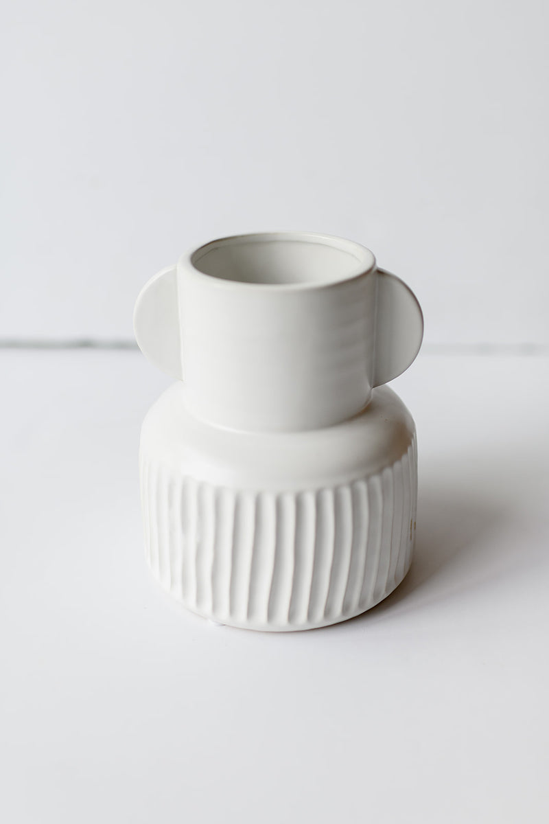 mode, pleated vase