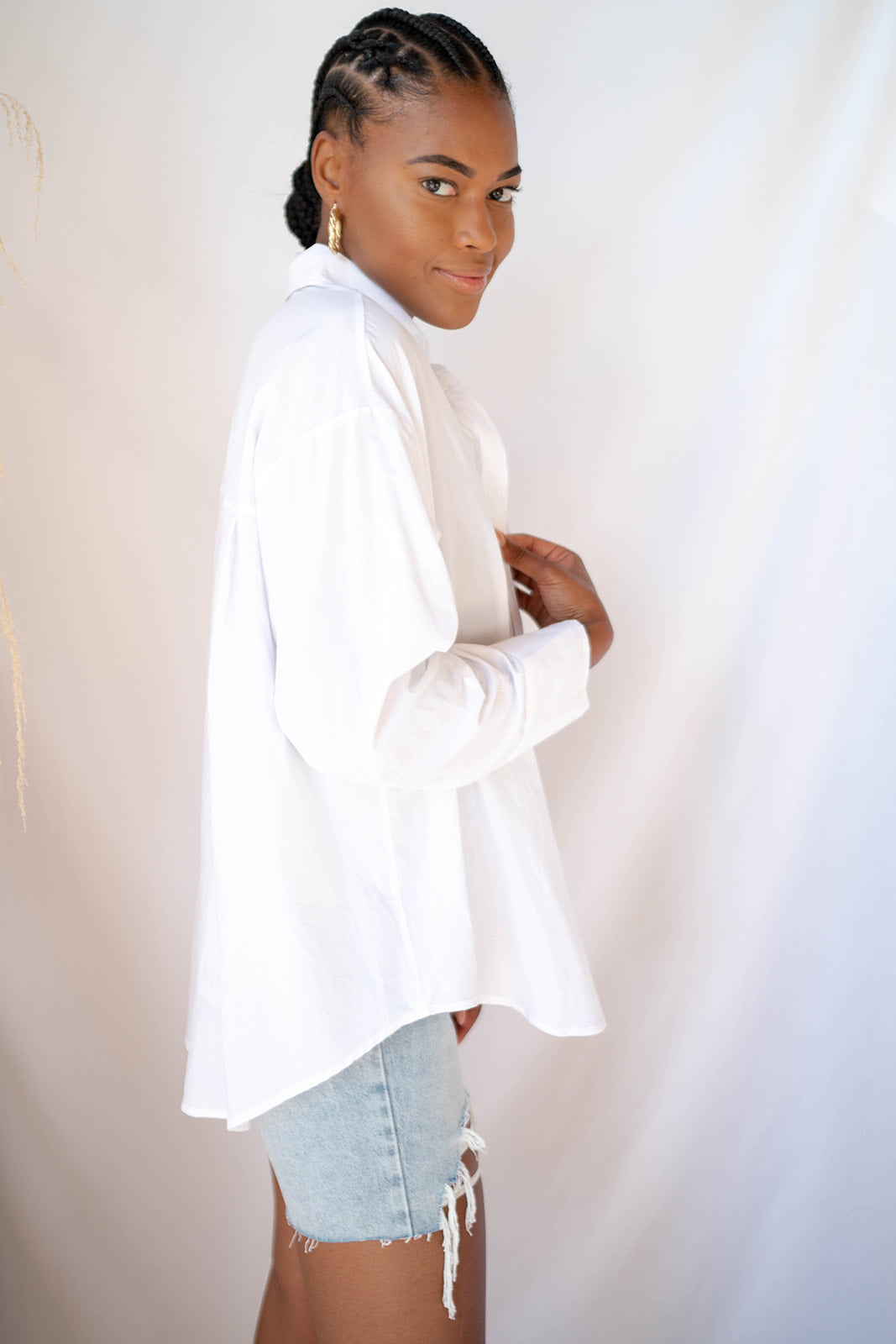 mode, wardrobe essential blouse