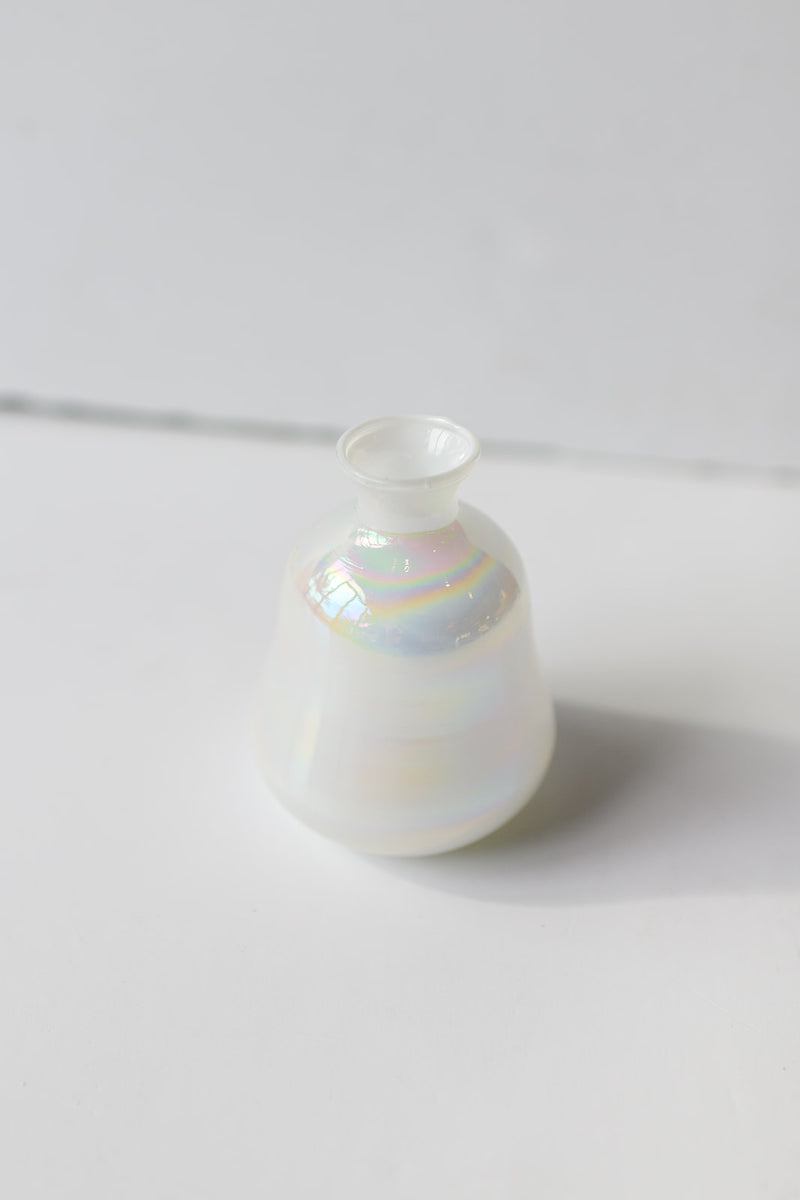 mode, Opalescent  vase