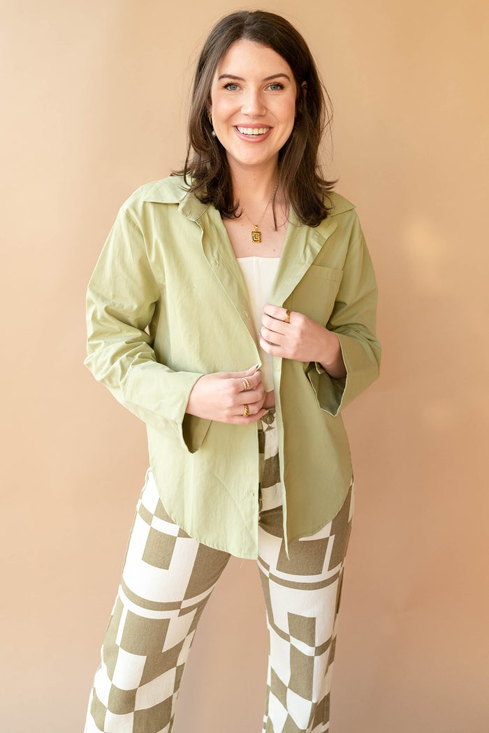 mode, woven button down shirt