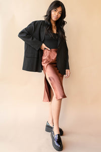 mode, alexa satin skirt
