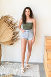 mode, ella destroyed denim shorts