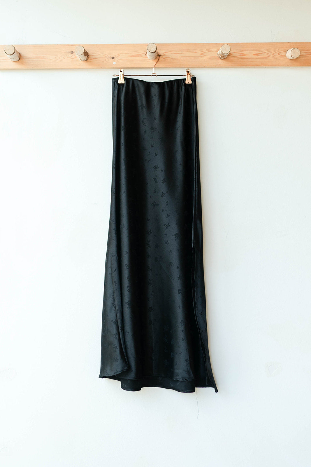 mode, ashlen satin midi skirt