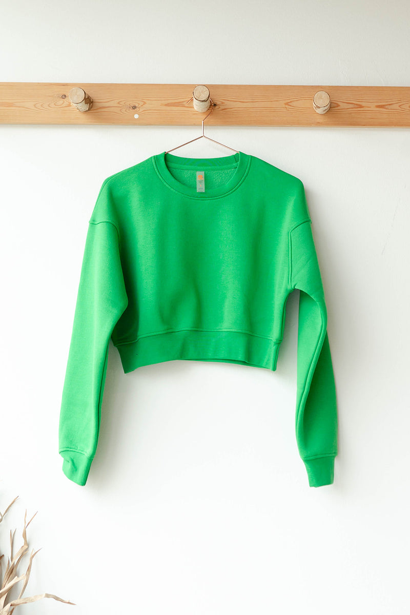 mode, treasure crop sweatshirt