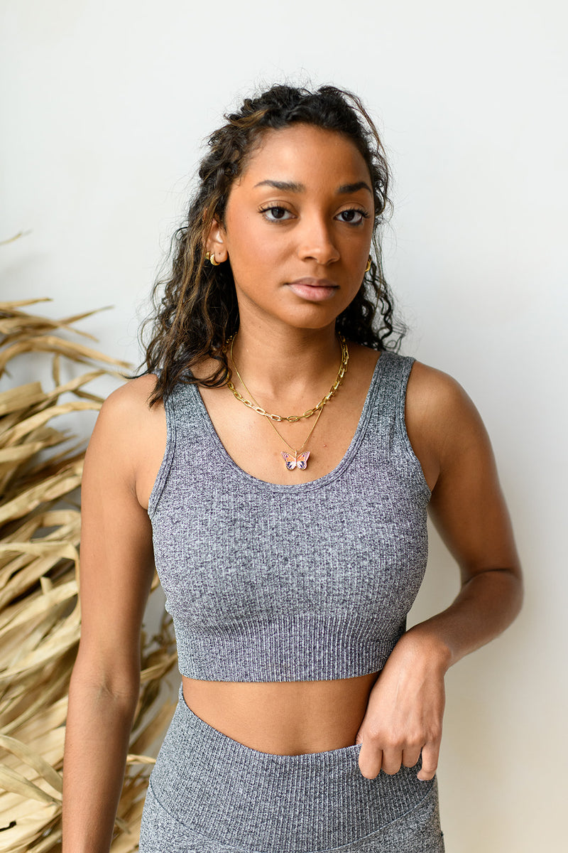 mode, blurred lines sports bra