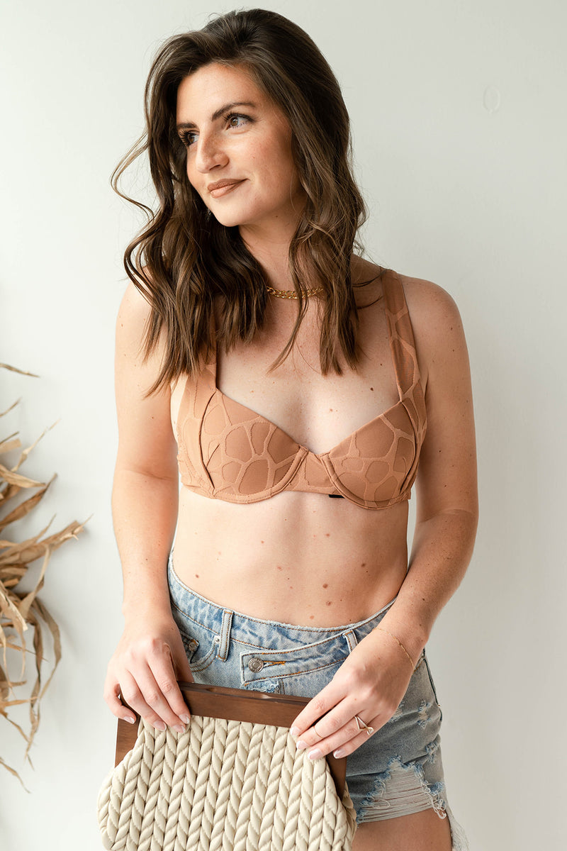 mode, giraffe swim top