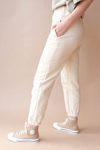 mode, kendall joggers