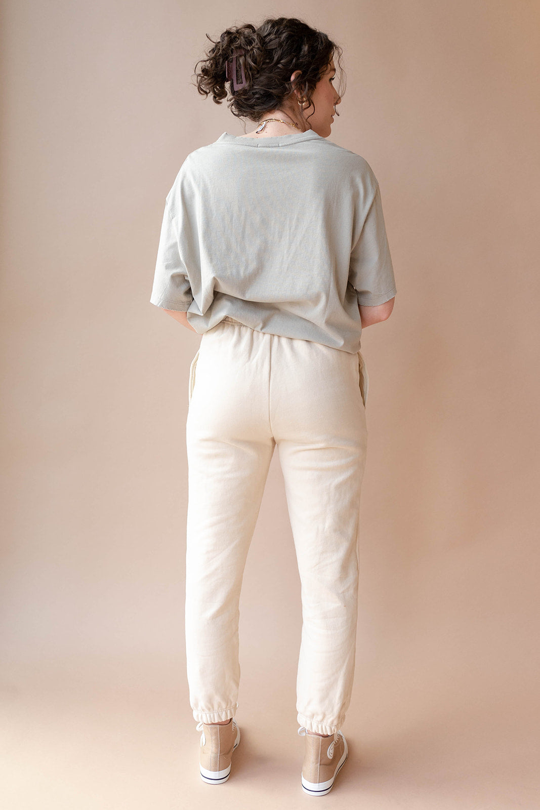 mode, kendall joggers