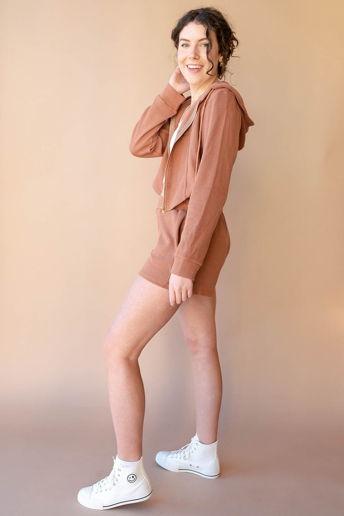 mode, luna shorts