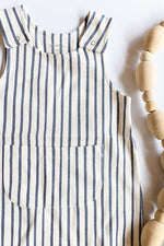 mode, striped overalls