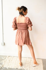 mode, square neck smocked dress