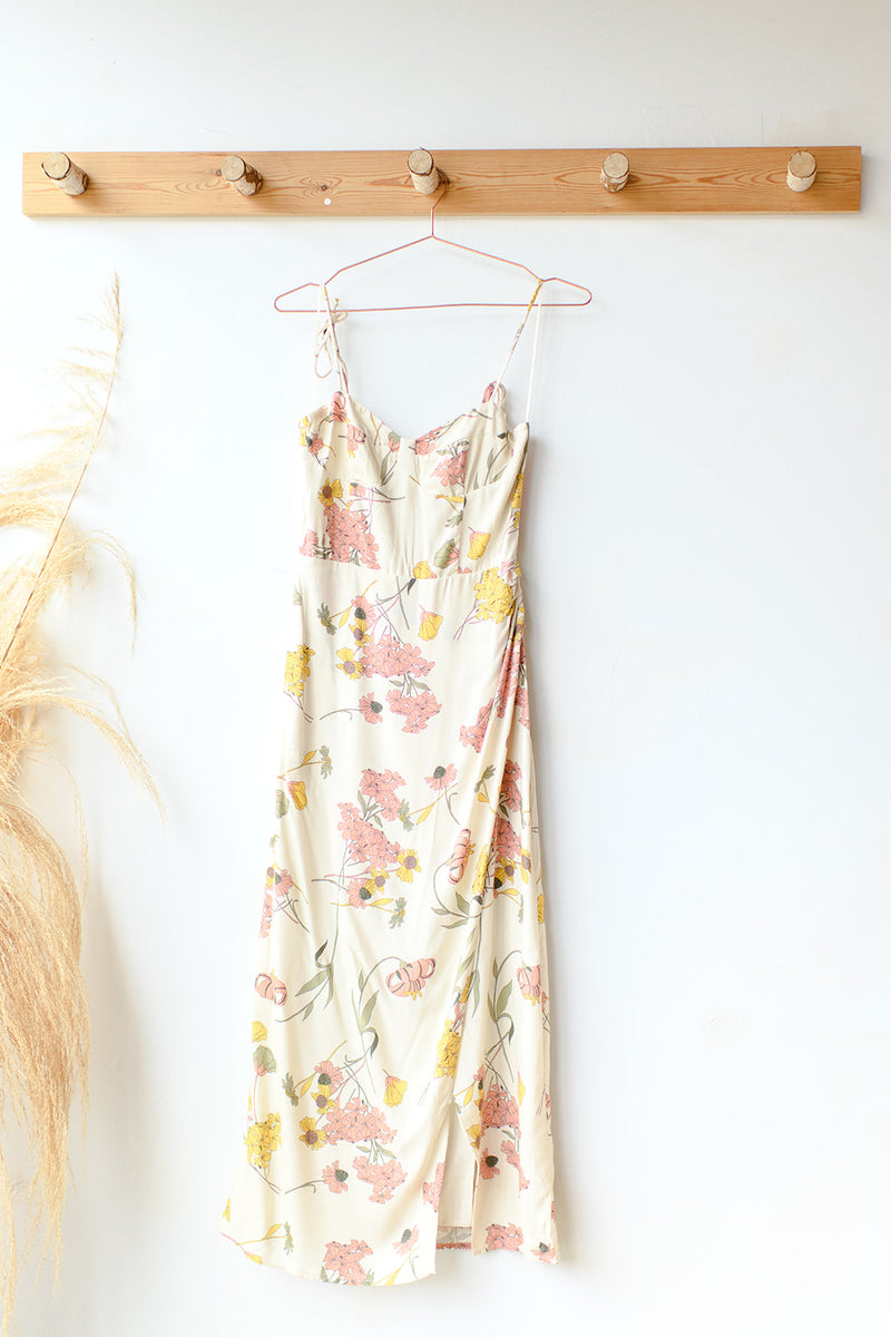 mode, hard to say floral dress