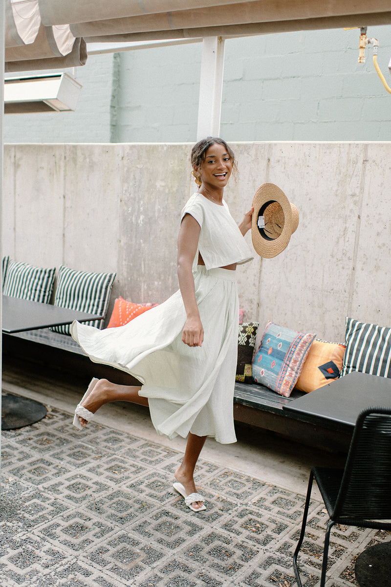 mode, sage the day skirt