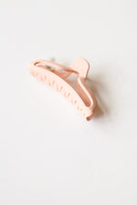 mode, kiki hair clip