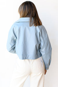 mode, cropped leather jacket