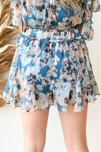 mode, dahlia shorts