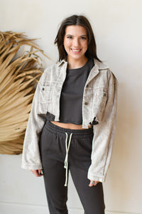 mode, cropped corduroy jacket