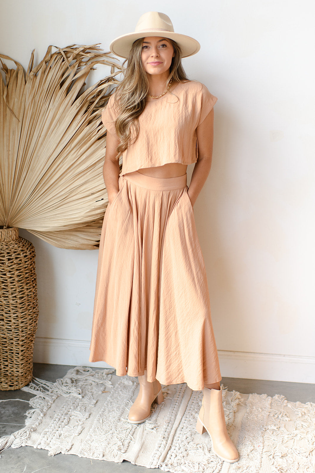 mode, sage the day crop top