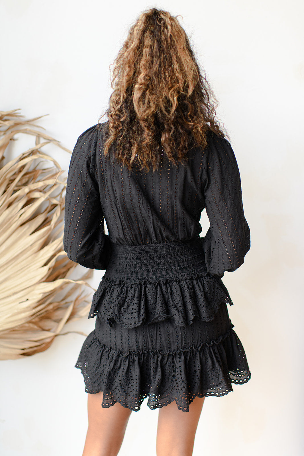 mode, lace eyelet ruffle dress