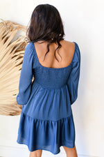 mode, balloon sleeved front tie dress