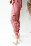 mode, satin shine joggers