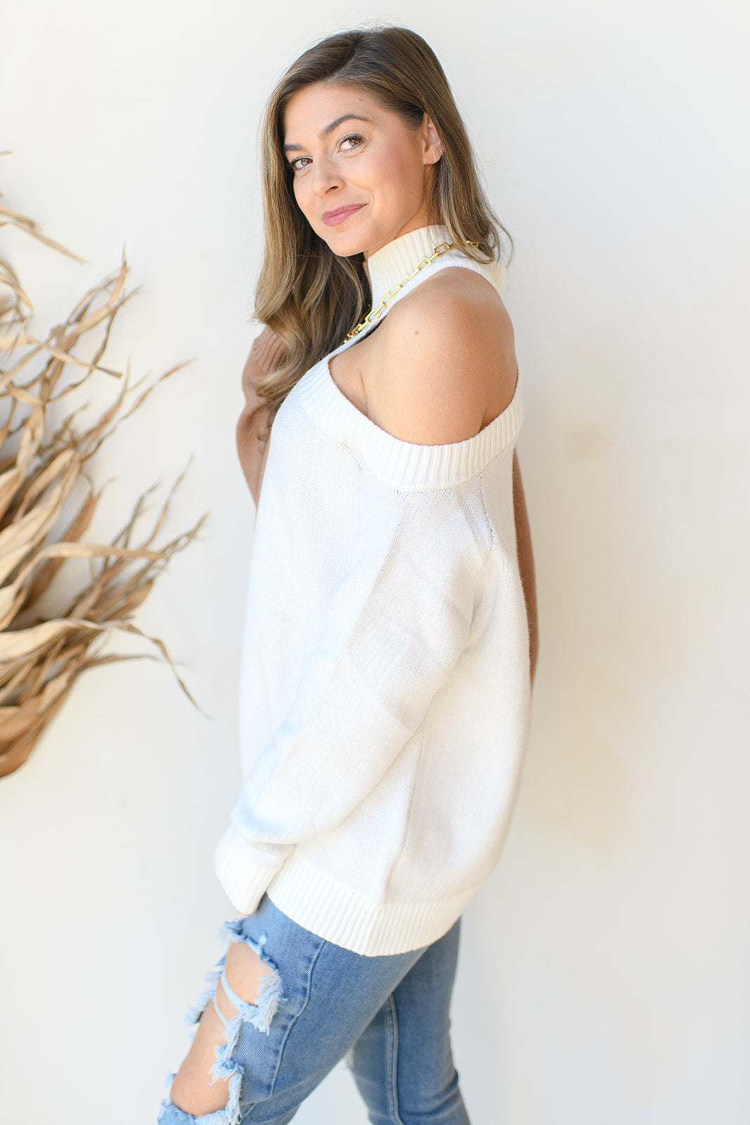 mode, shoulder cut-out sweater