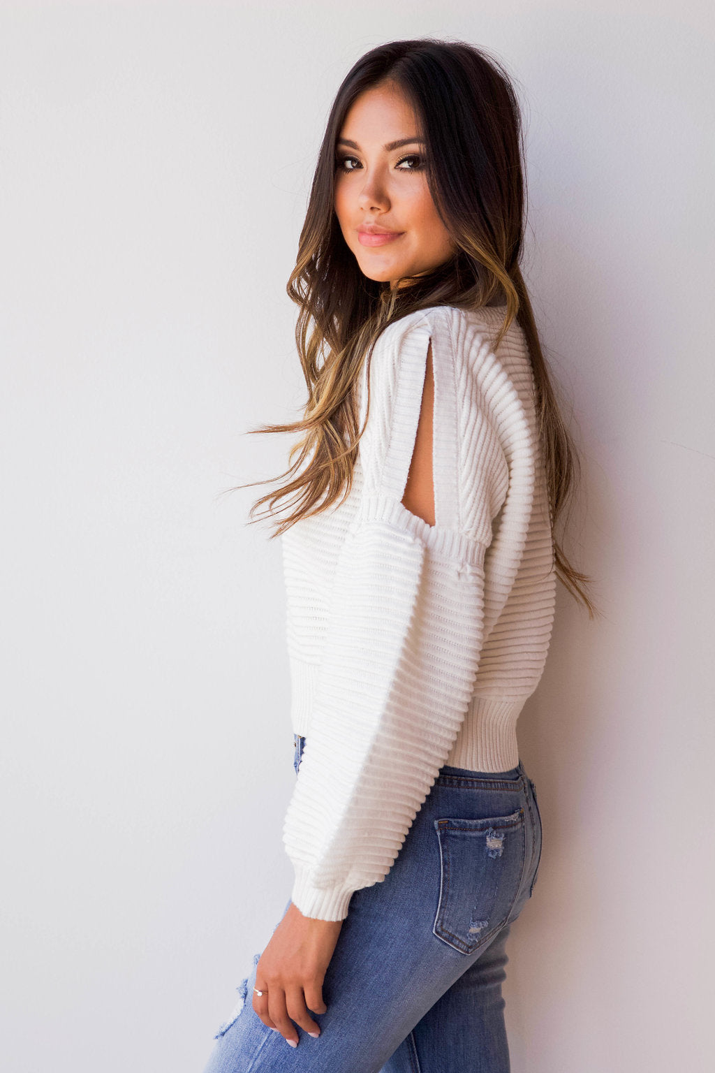 mode, ribbed cold shoulder sweater