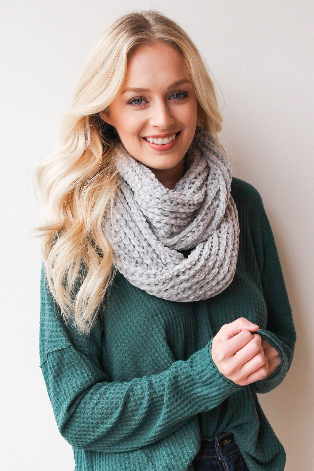 mode, chenille infinity scarf