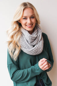 mode, chenille infinity scarf