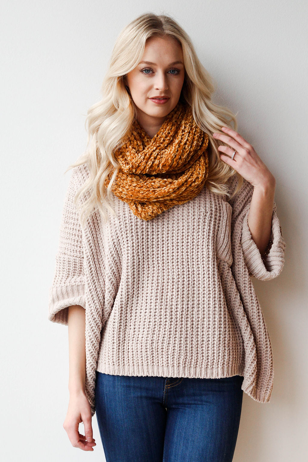 mode, chenille infinity scarf