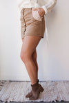 mode, hands in my pockets skirt