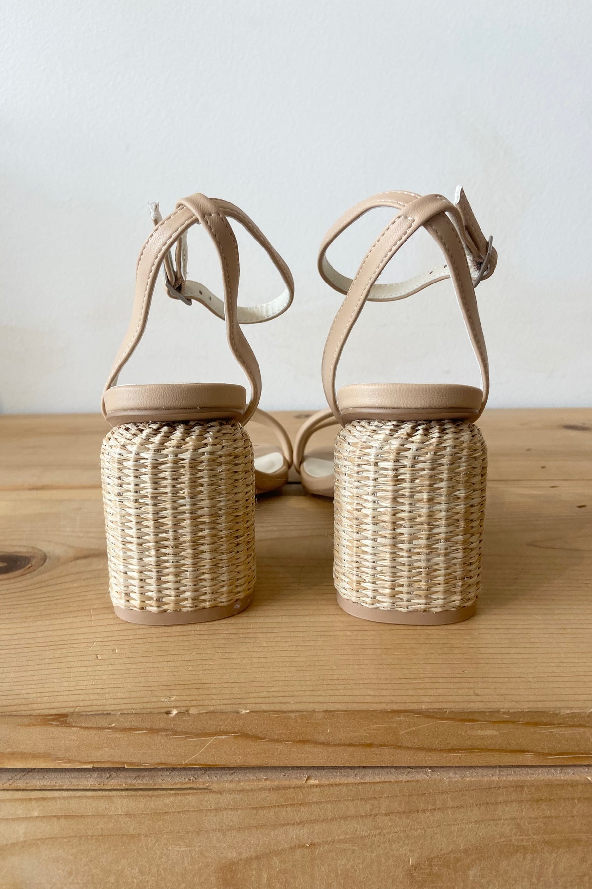 mode, alaia heel