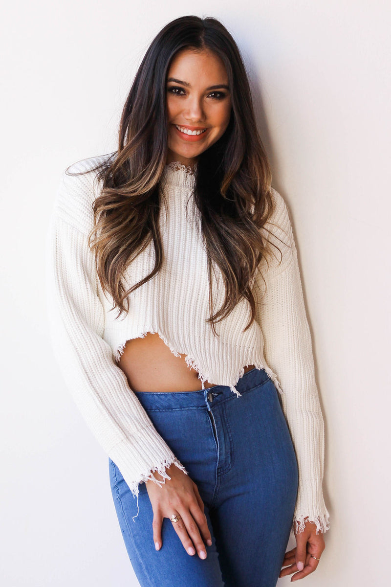 mode, distressed crop sweater