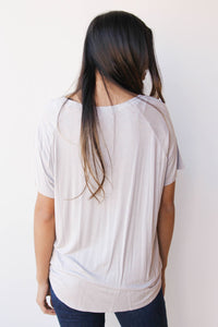 mode, day by day v neck tee