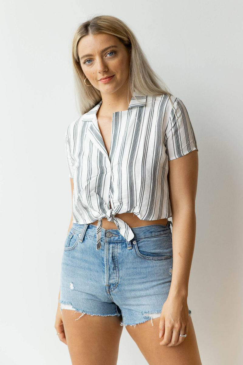 mode, hang out crop blouse