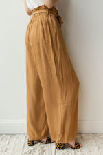 mode, put together wide leg pants