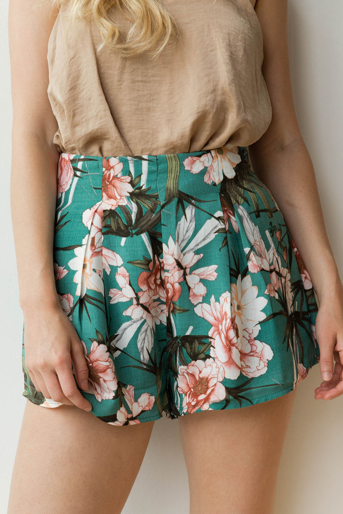 mode, escape to miami shorts
