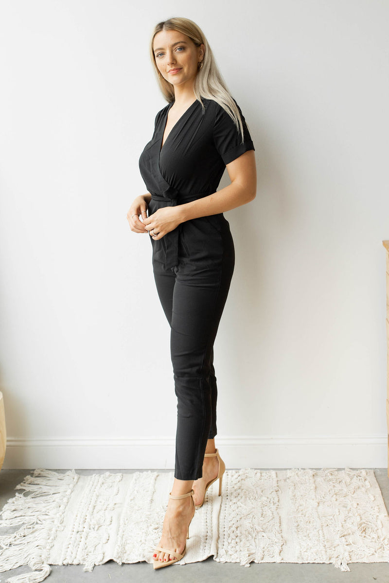 mode, lady in charge jumpsuit