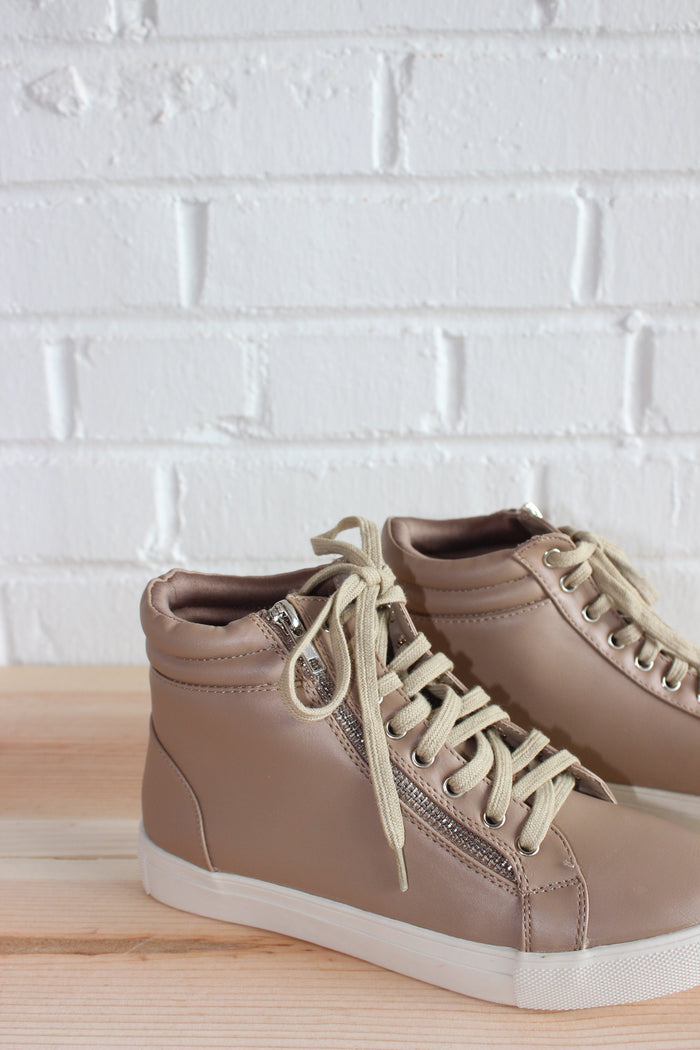 mode, Sadie high tops