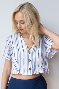 mode, tie back woven top