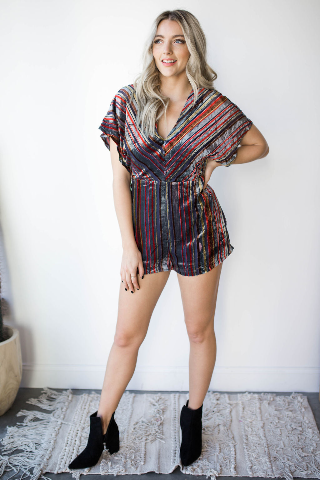mode, shadow stripe romper