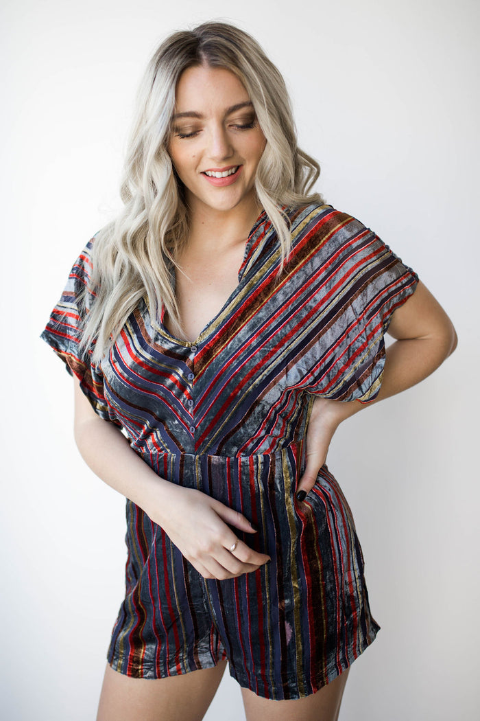 mode, shadow stripe romper