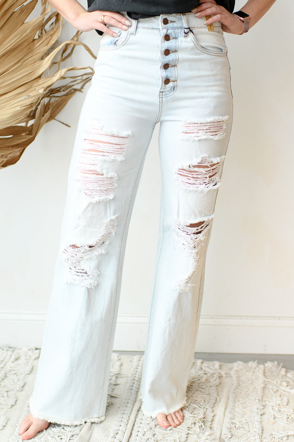 mode, give me 5 button up jeans