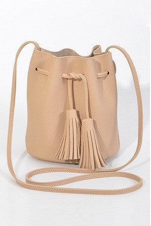 mode, Poly bucket bag