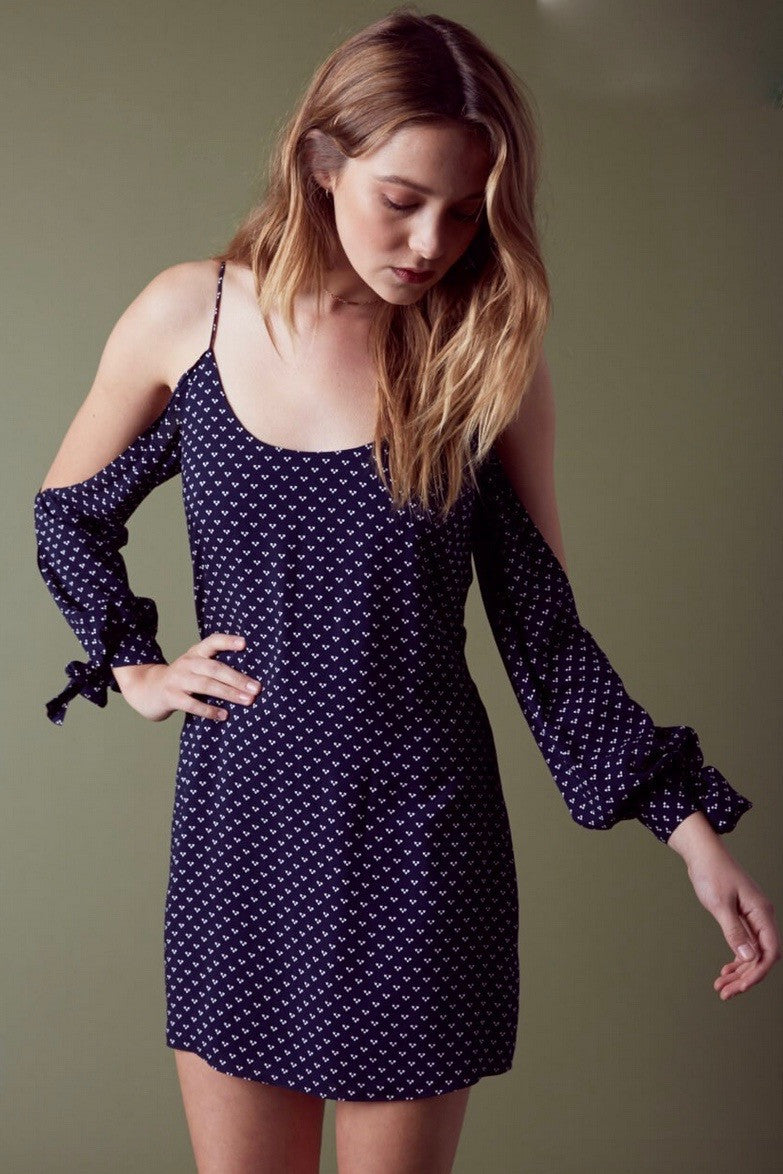 mode, tiny hearts cold shoulder dress