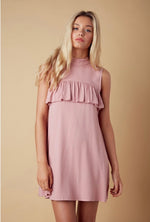 mode, the perfect ruffle dress