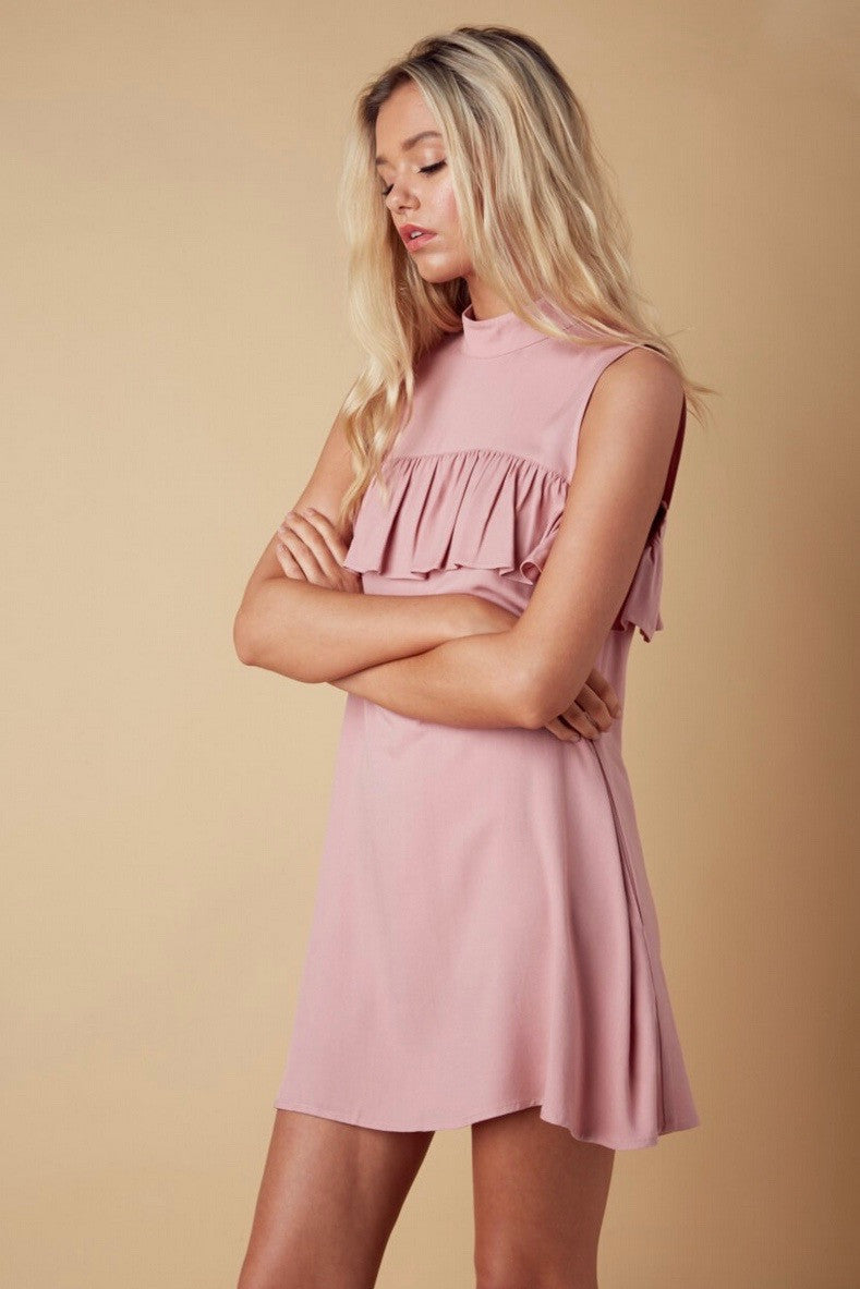 mode, the perfect ruffle dress