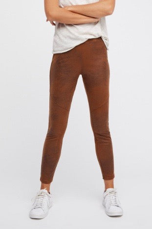 mode, vegan suede legging