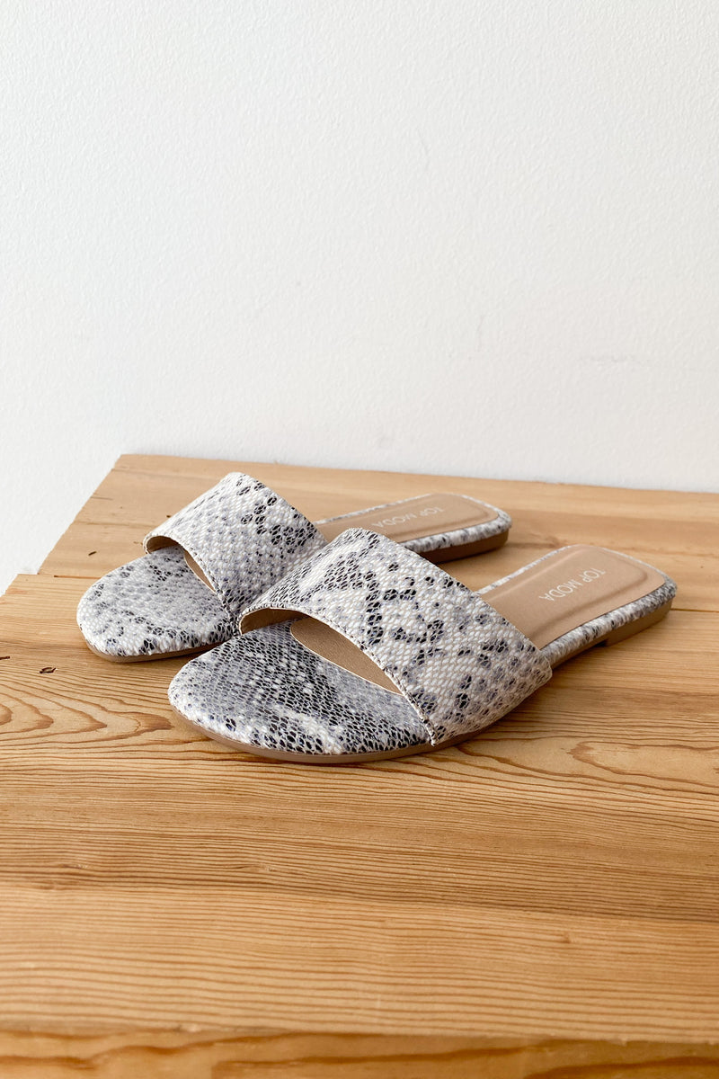 mode, count me in sandal