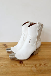 mode, dakota boot